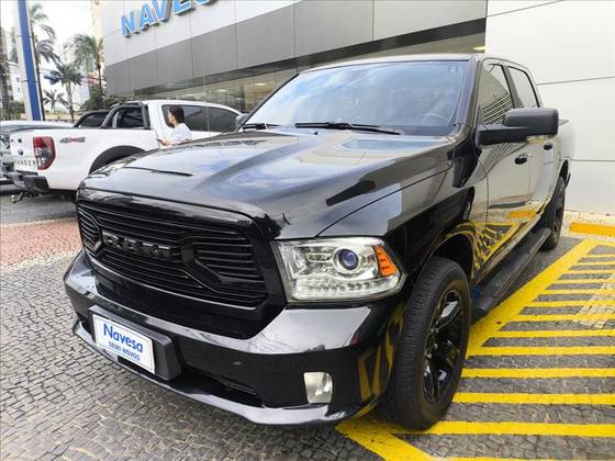 RAM CLASSIC 5.7 V8 GASOLINA LARAMIE CD 4X4 AUTOMÁTICO RAM CLASSIC 5.7 V8 GASOLINA LARAMIE CD 4X4 AUTOMÁTICO